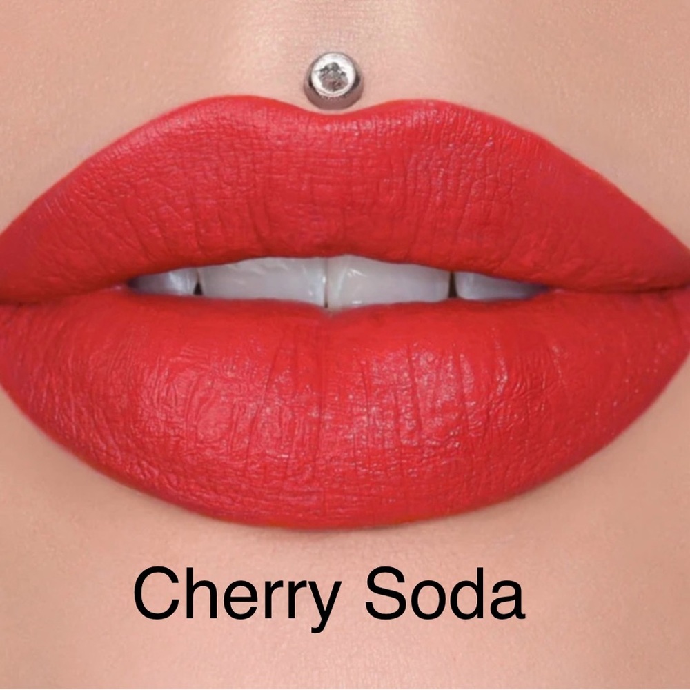 NIB Jeffree Star "Cherry Soda" Velvet Trap Lipstick-Discontinued
